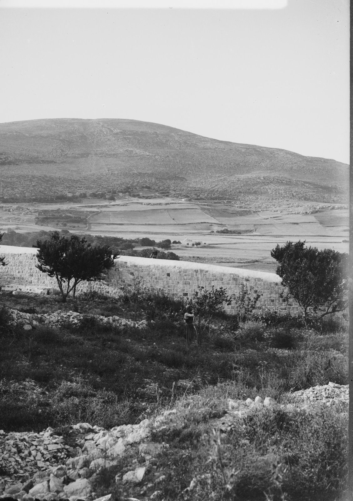 Northern views. Mt. Ebal from Jacob's Well